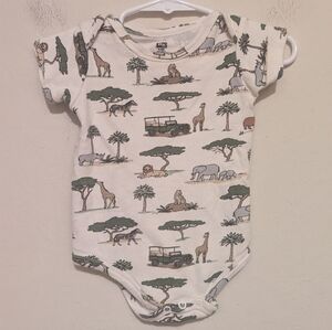 HB white safari theme onsie size 6 to 9 months